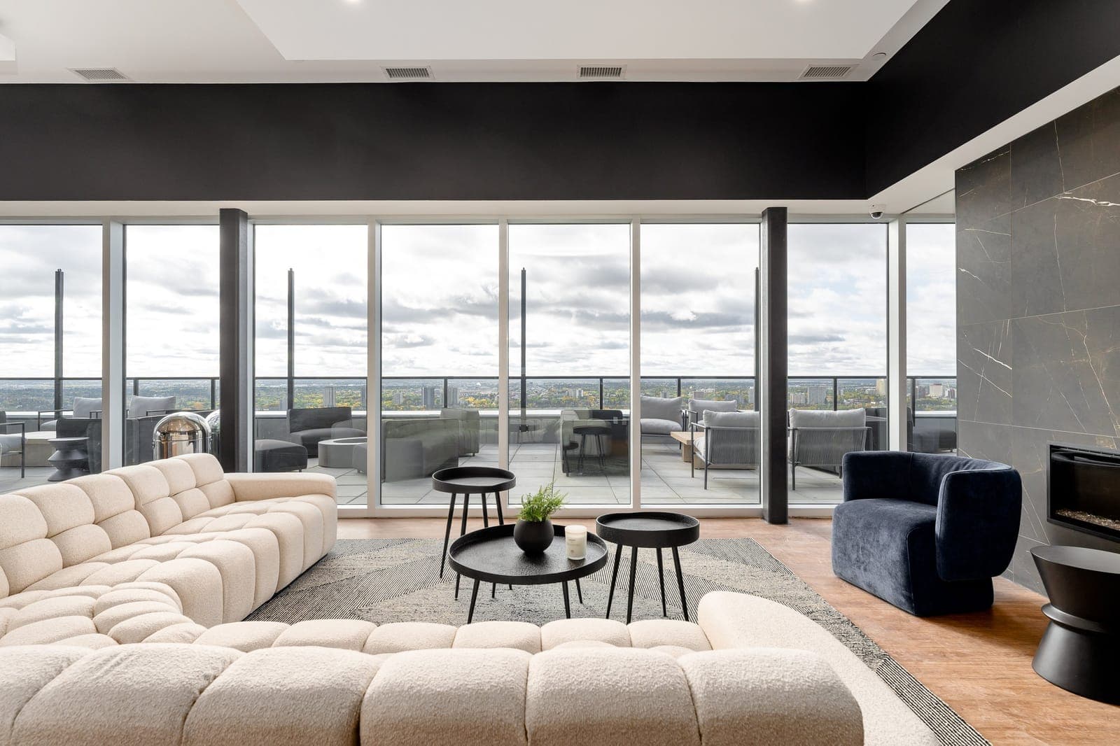 Falcon Tower luxury amenities in Edmonton